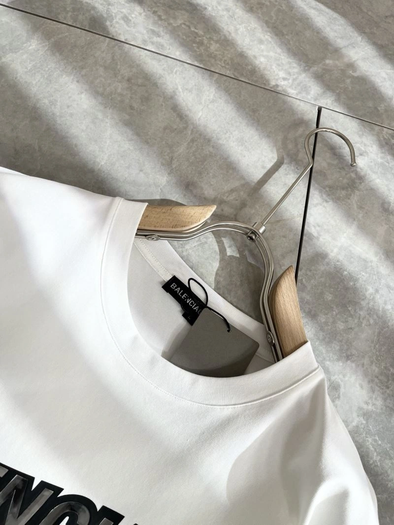 Breathable Balenciaga T-Shirts 96996