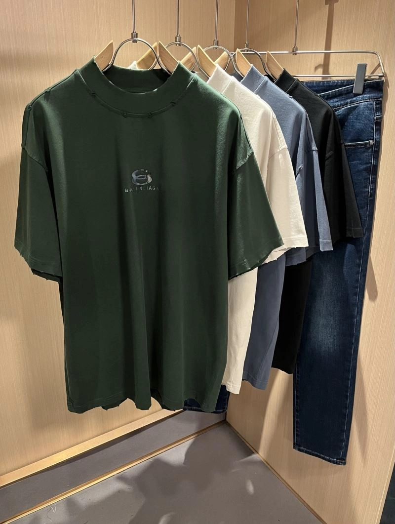 Flexible Balenciaga T-Shirts 96984