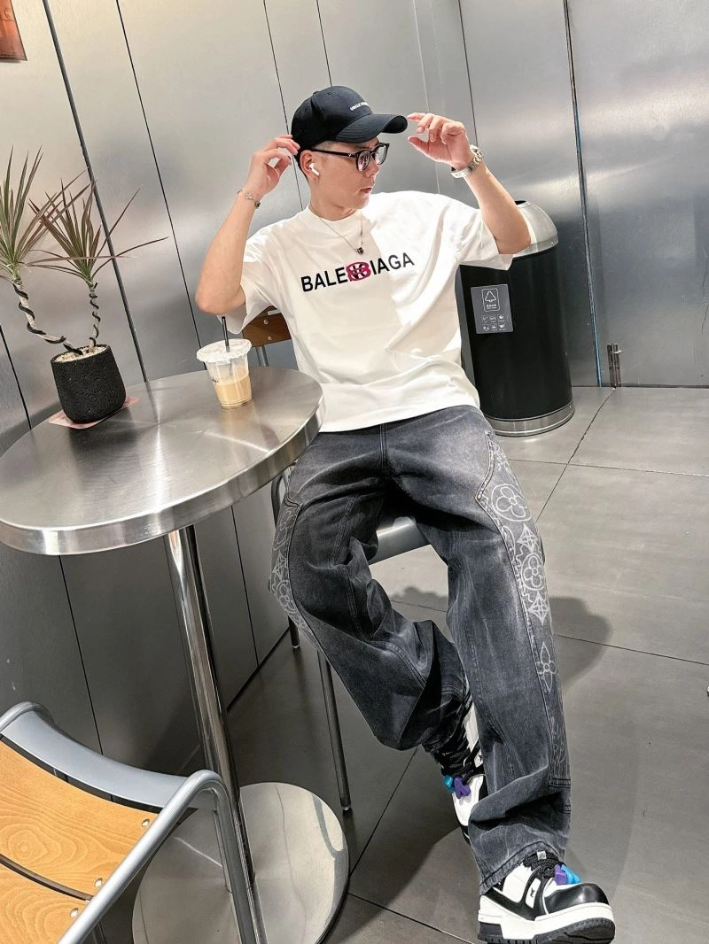 Balenciaga T-Shirts Attractive 97004