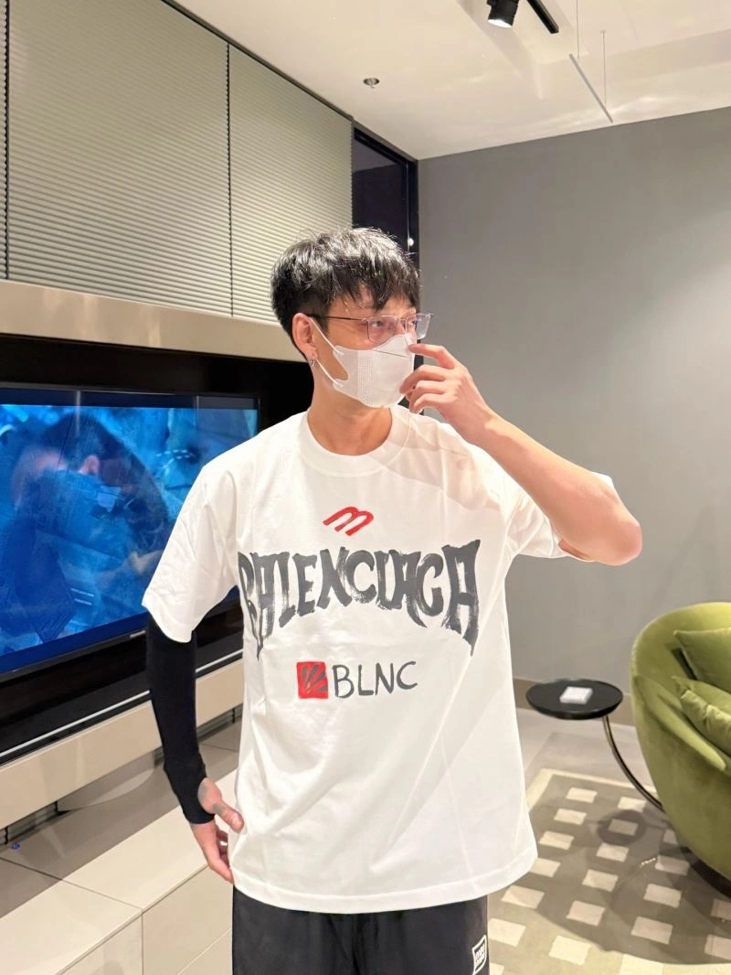 Balenciaga T-Shirts FastDry 96947