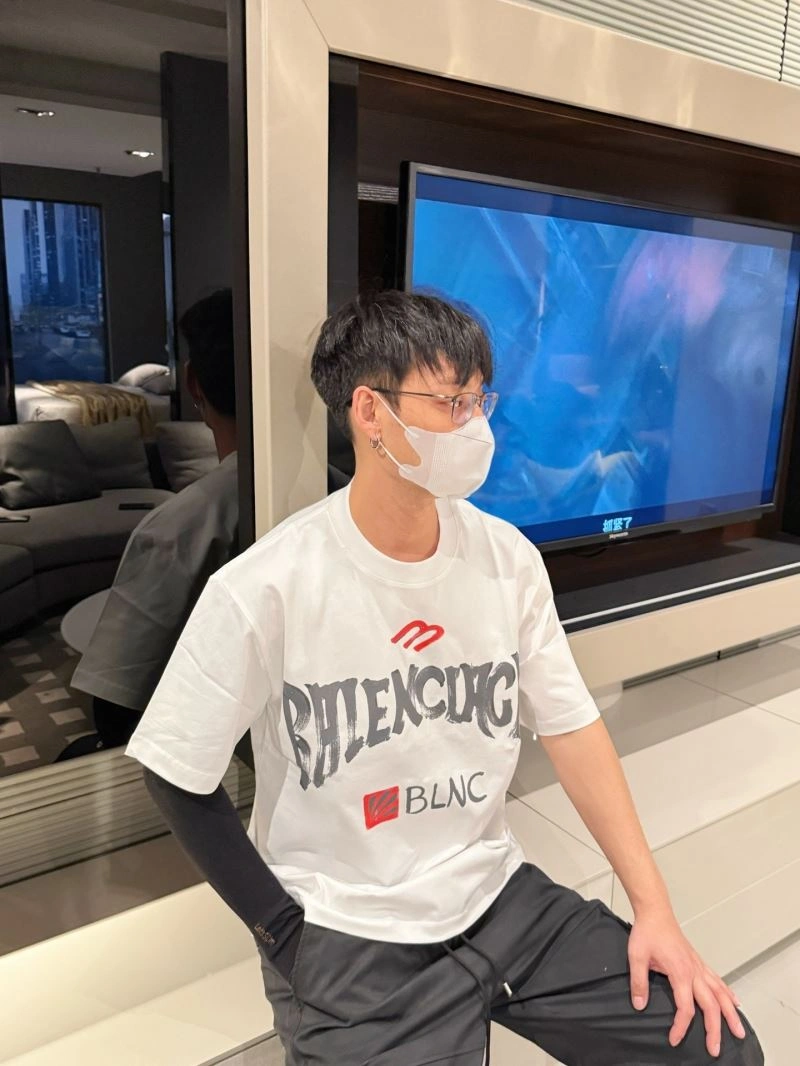 Balenciaga T-Shirts FastDry 96947