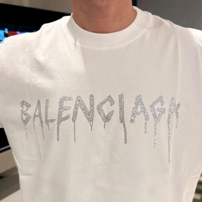 Balenciaga T-Shirts TimelessDesign 96978