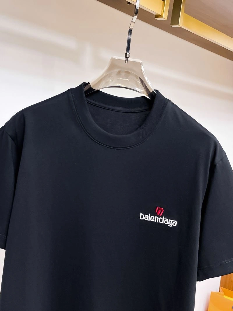Balenciaga T-Shirts Sleek 96927