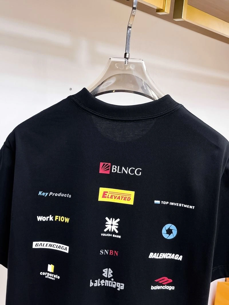 Balenciaga T-Shirts Sleek 96927