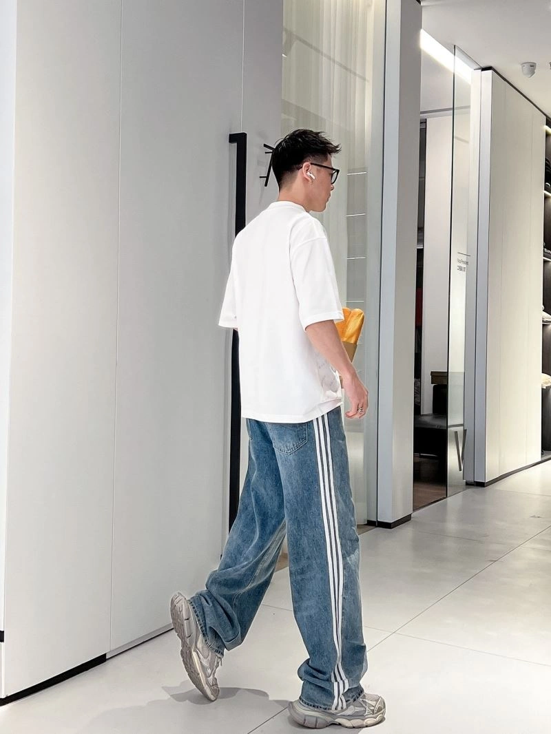 Balenciaga T-Shirts Efficient 96904