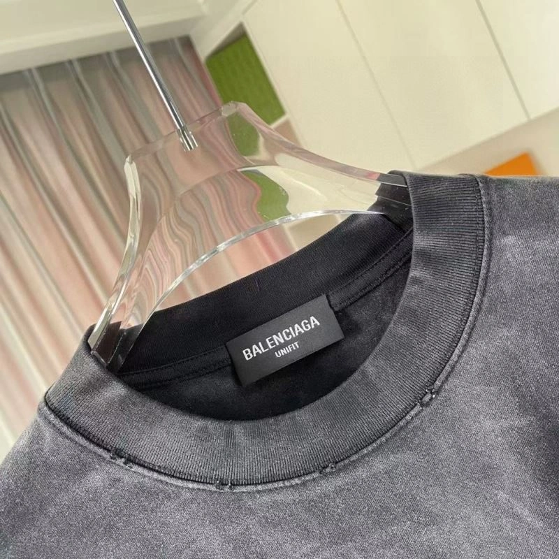 FashionForward Balenciaga T-Shirts 96879