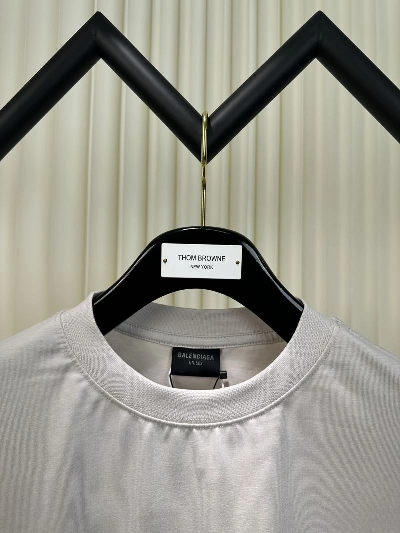Balenciaga T-Shirts Comfortable 96777