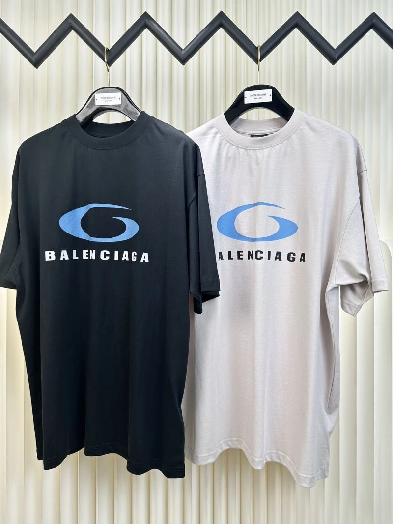 Balenciaga T-Shirts Comfortable 96777