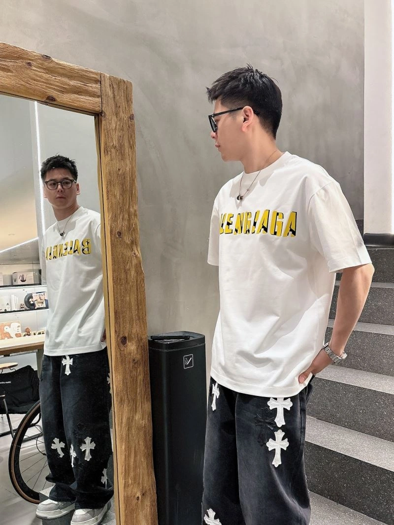 Supportive Balenciaga T-Shirts 96726