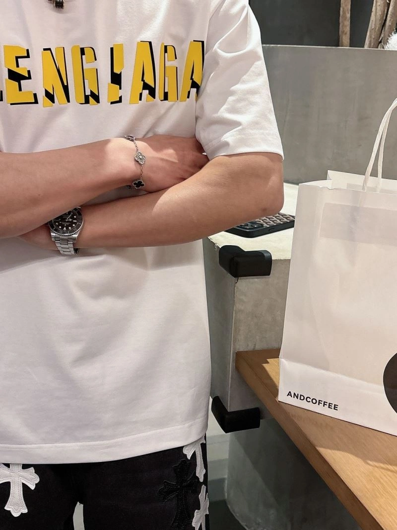 Supportive Balenciaga T-Shirts 96726