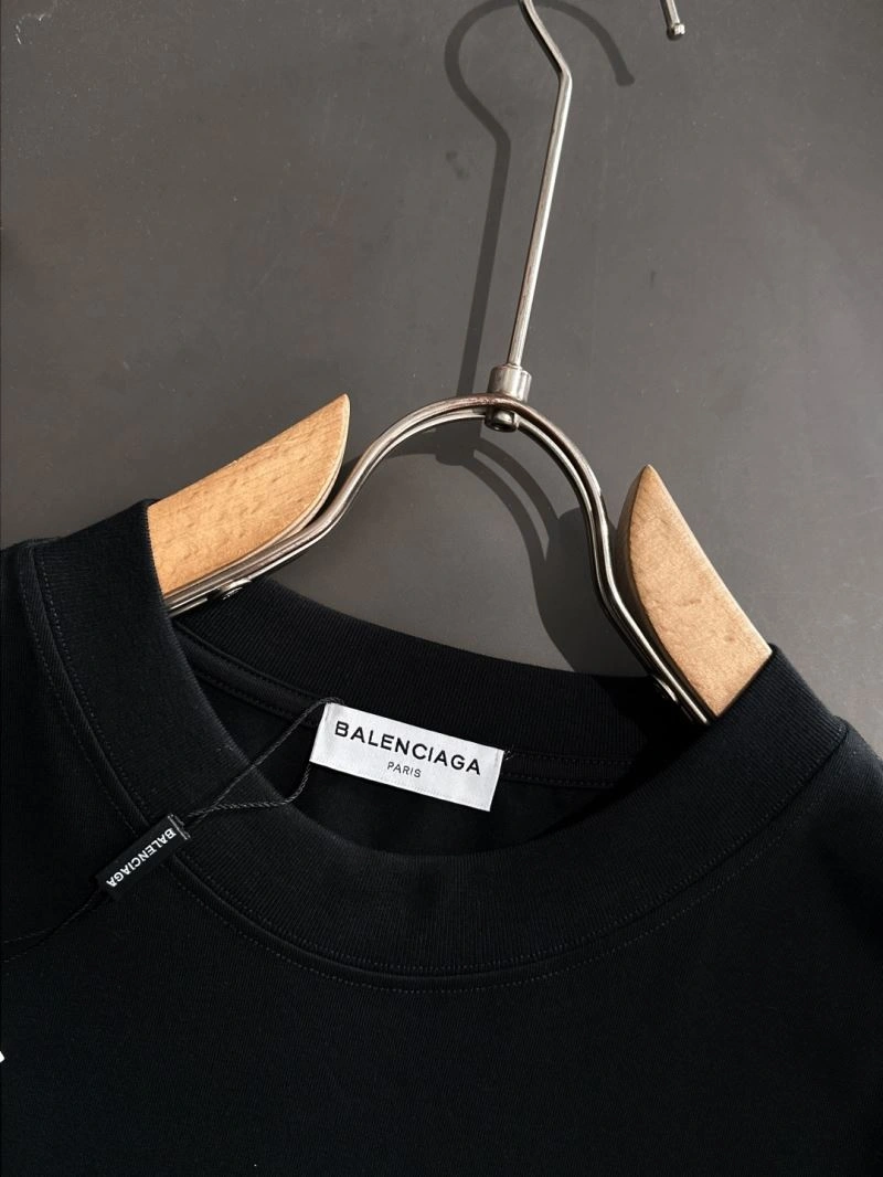 Balenciaga T-Shirts Durable 96744