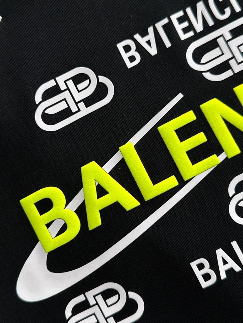 Balenciaga T-Shirts Durable 96744