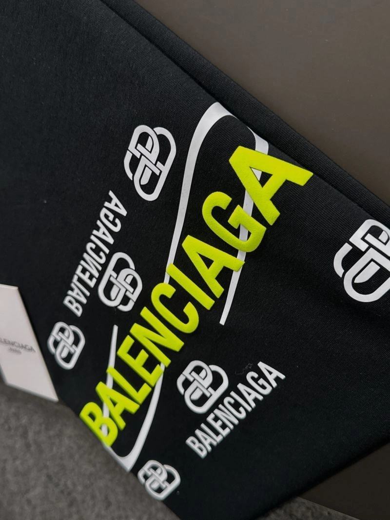 Balenciaga T-Shirts Durable 96744