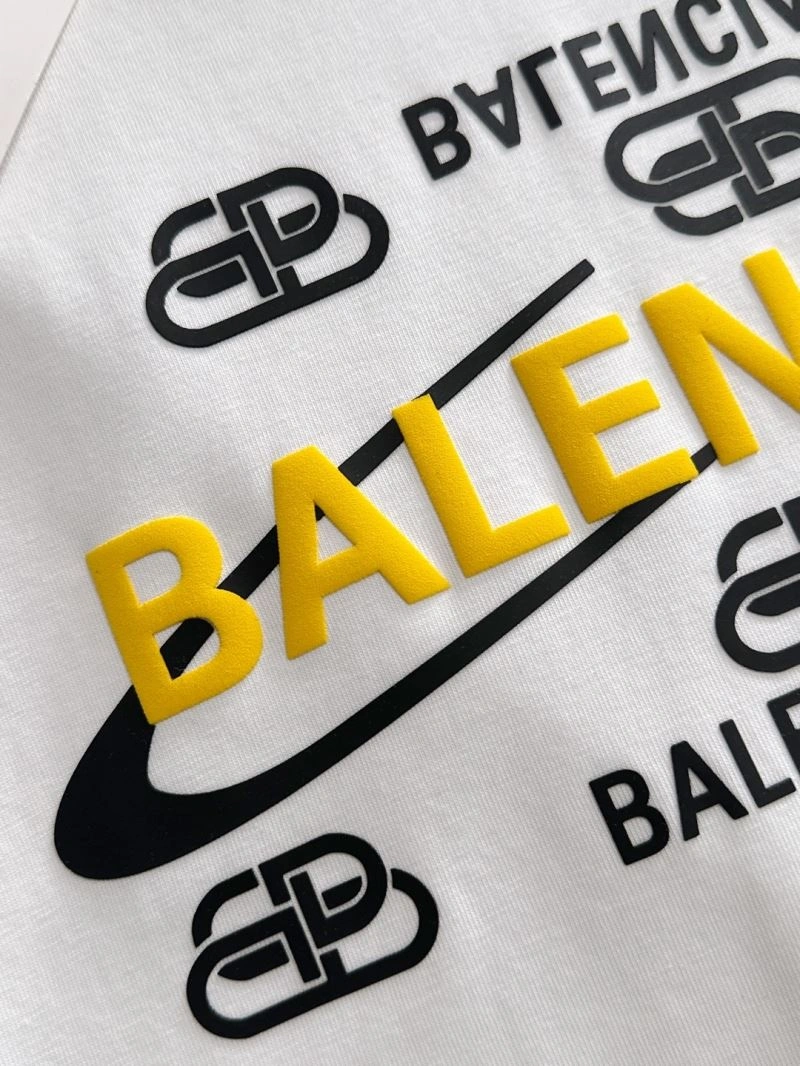 Balenciaga T-Shirts Neat 96745
