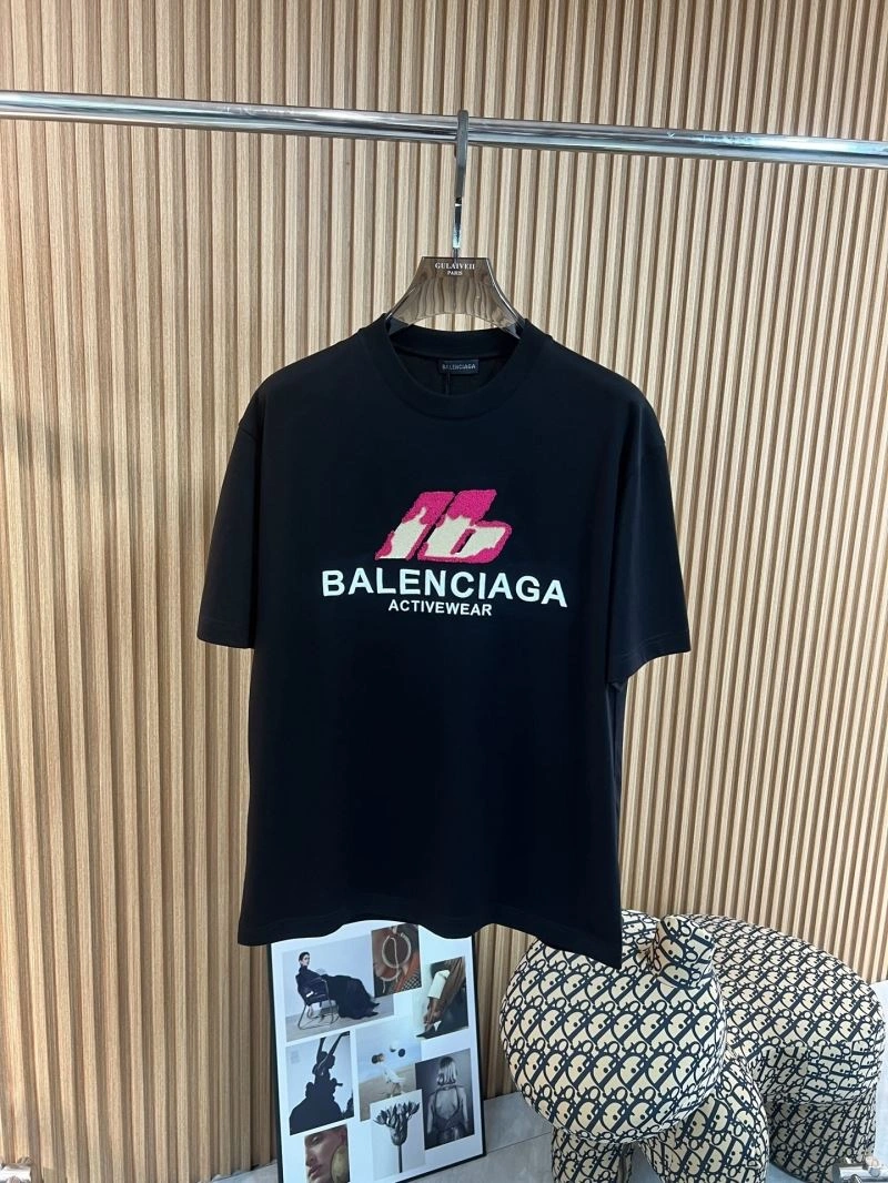 Flexible Balenciaga T-Shirts 96714