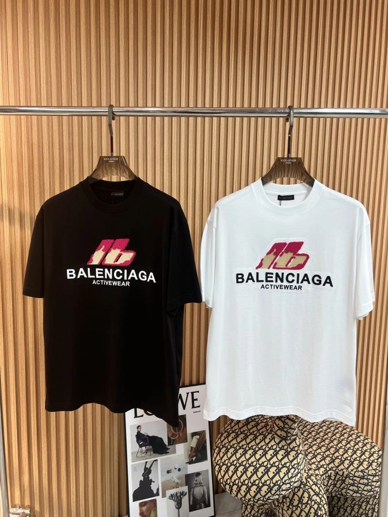 Flexible Balenciaga T-Shirts 96714