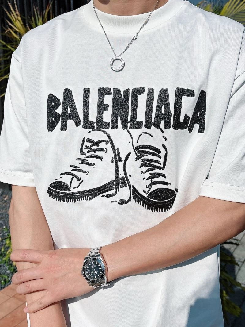 Resilient Balenciaga T-Shirts 96774