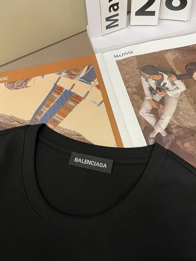 Balenciaga T-Shirts ComfortFit 96732