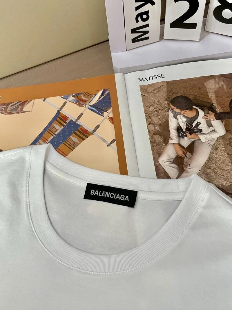 WellDesigned Balenciaga T-Shirts 96699