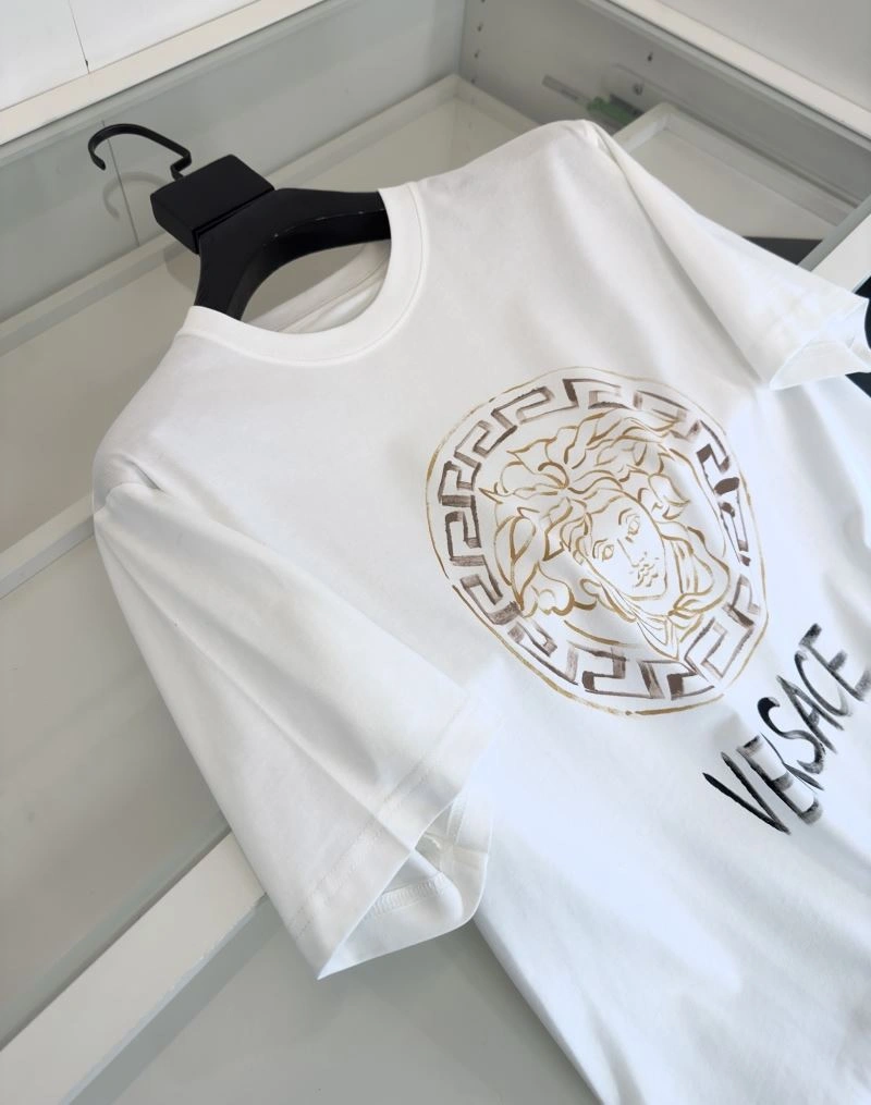 Contemporary Balenciaga T-Shirts 96693