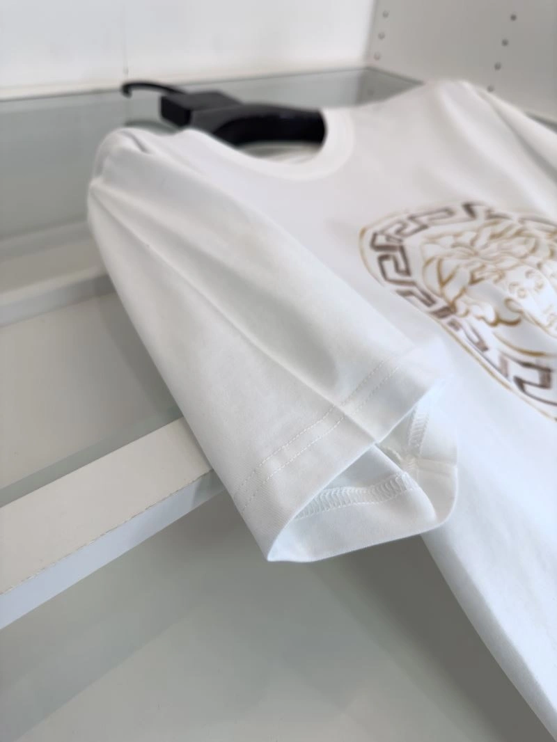 Contemporary Balenciaga T-Shirts 96693
