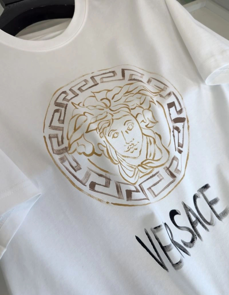 Contemporary Balenciaga T-Shirts 96693