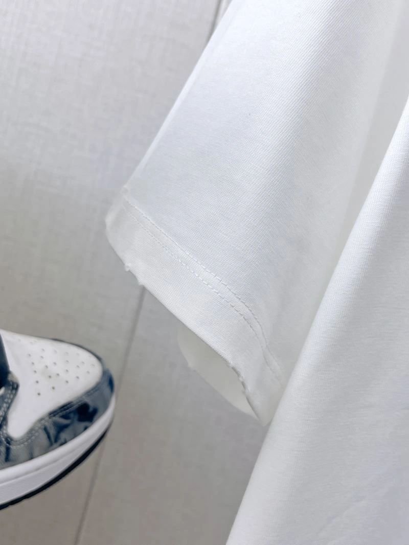 Effortless Balenciaga T-Shirts 96666