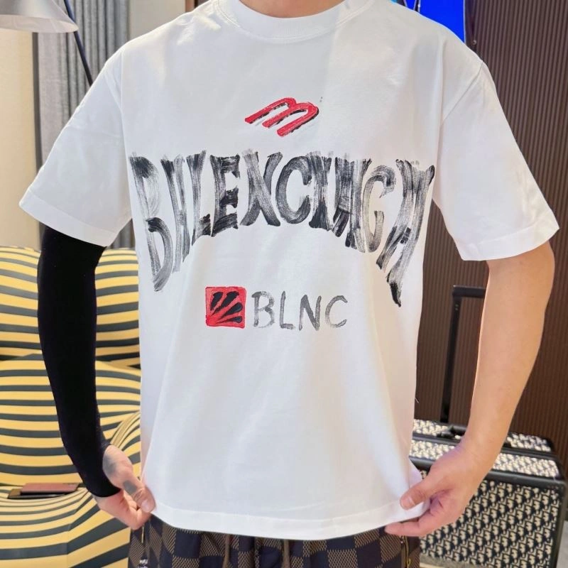 Vibrant Balenciaga T-Shirts 96633
