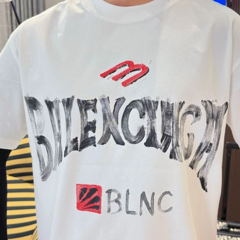 Vibrant Balenciaga T-Shirts 96633