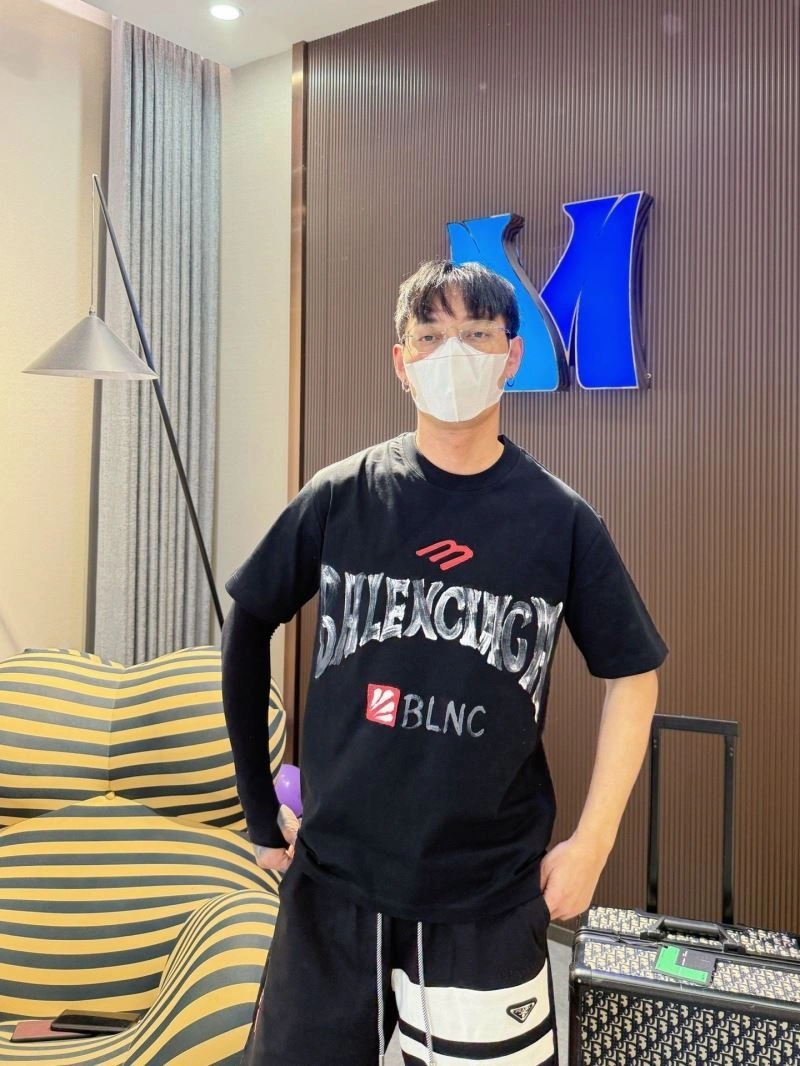 Balenciaga T-Shirts Original 96632