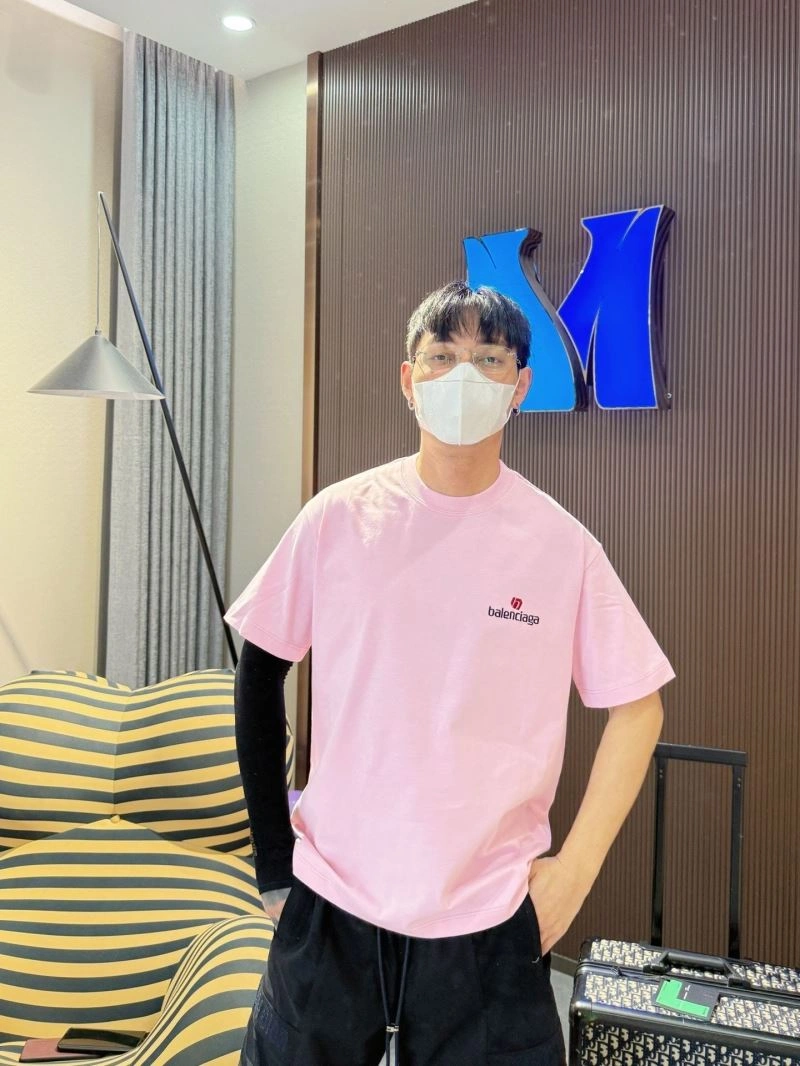 Sophisticated Balenciaga T-Shirts 96628