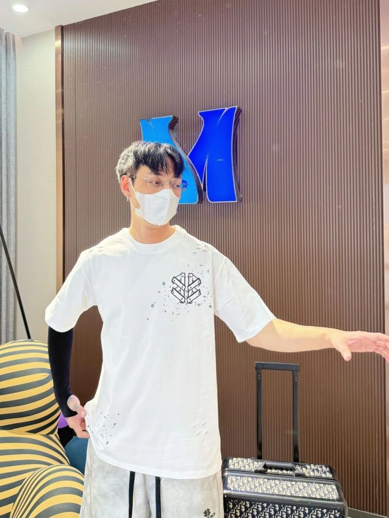 Balenciaga T-Shirts GoAnywhere 96718