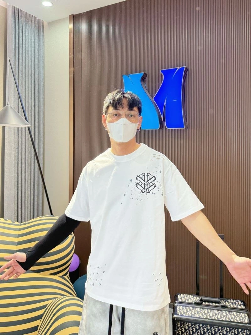 Balenciaga T-Shirts GoAnywhere 96718