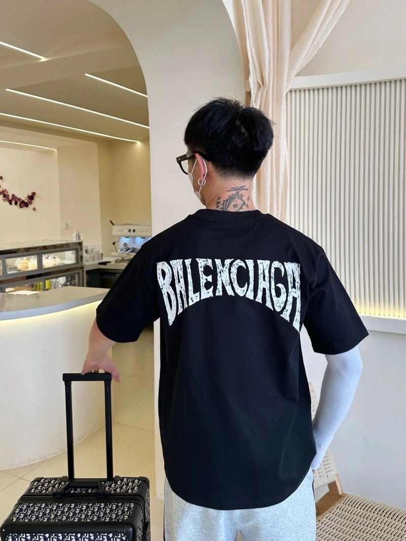 Balenciaga T-Shirts Durable 96621