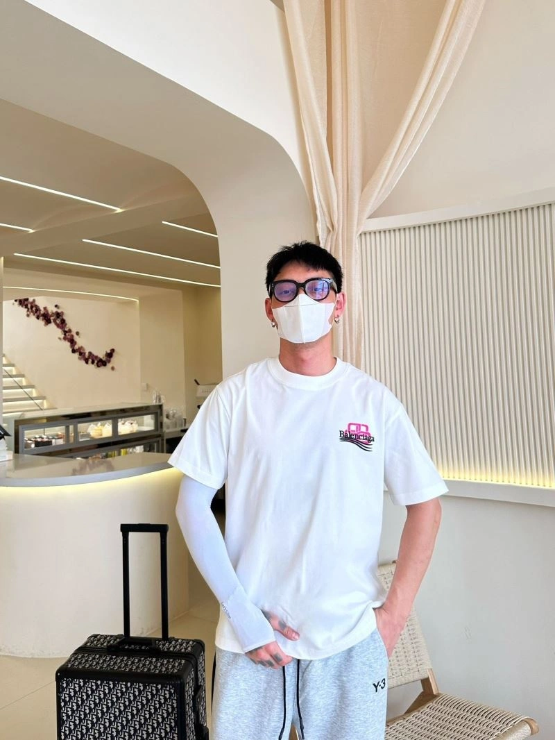 Durable Balenciaga T-Shirts 96619