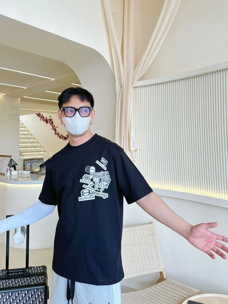 Balenciaga T-Shirts Durable 96620