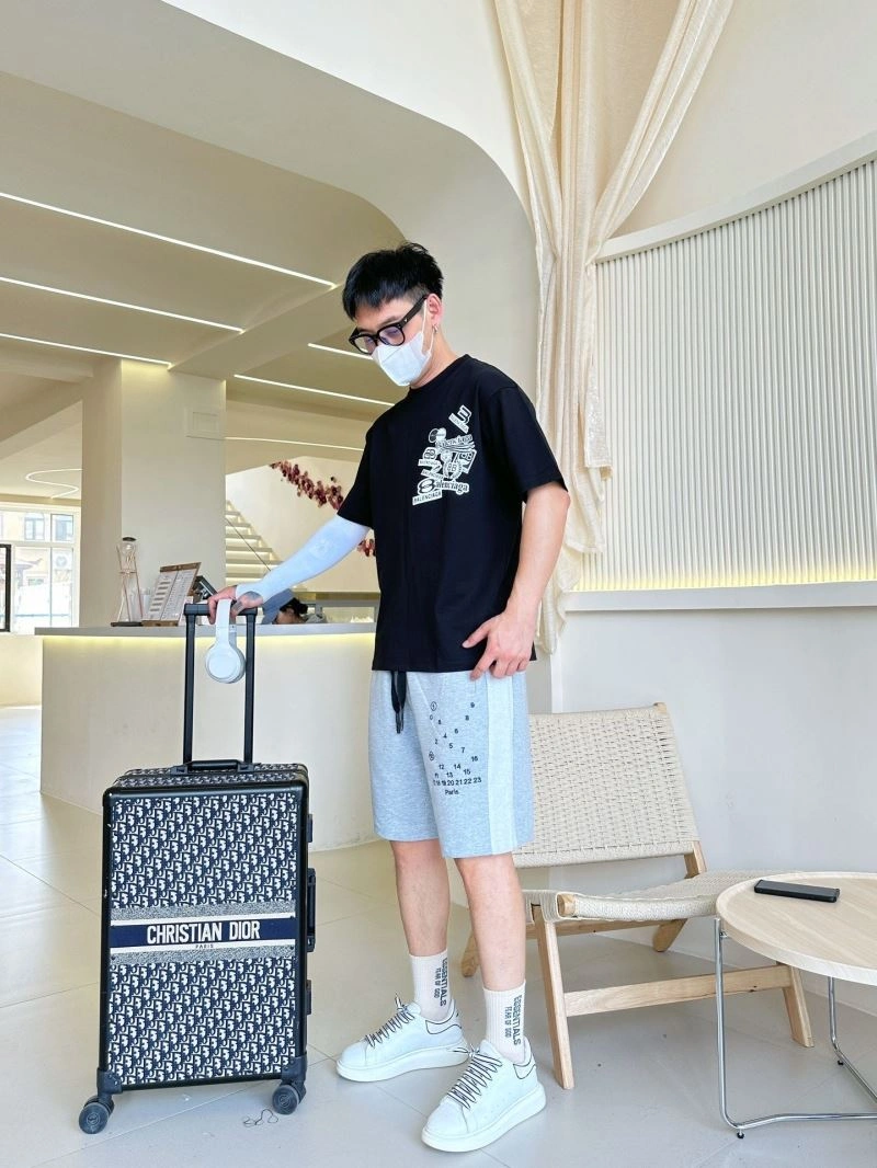 Balenciaga T-Shirts Durable 96620
