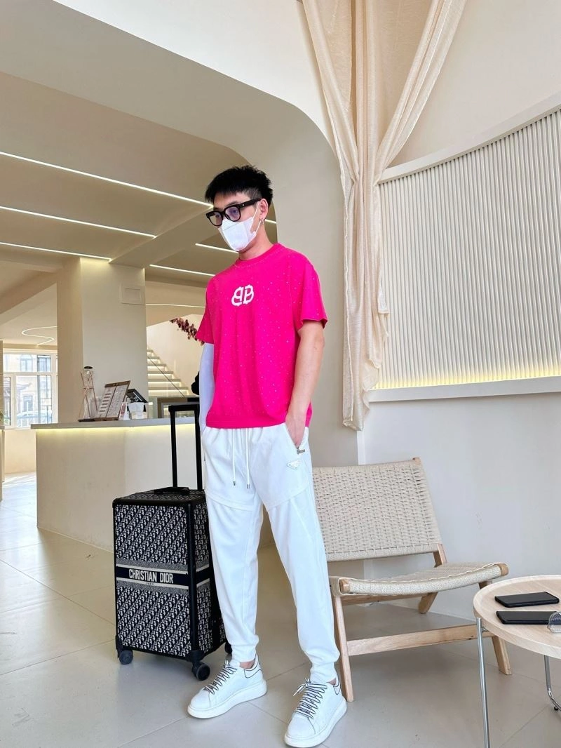 Stylish Balenciaga T-Shirts 96611