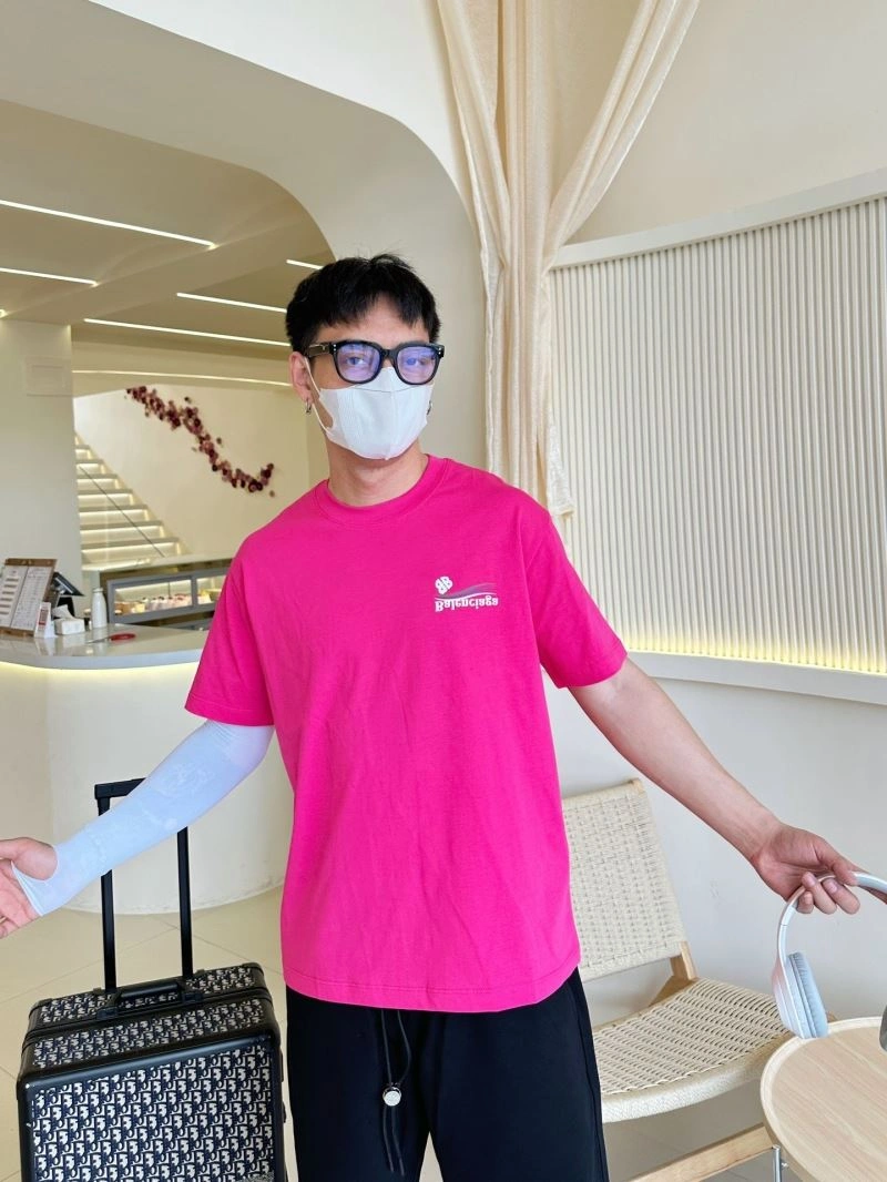 Cozy Balenciaga T-Shirts 96610