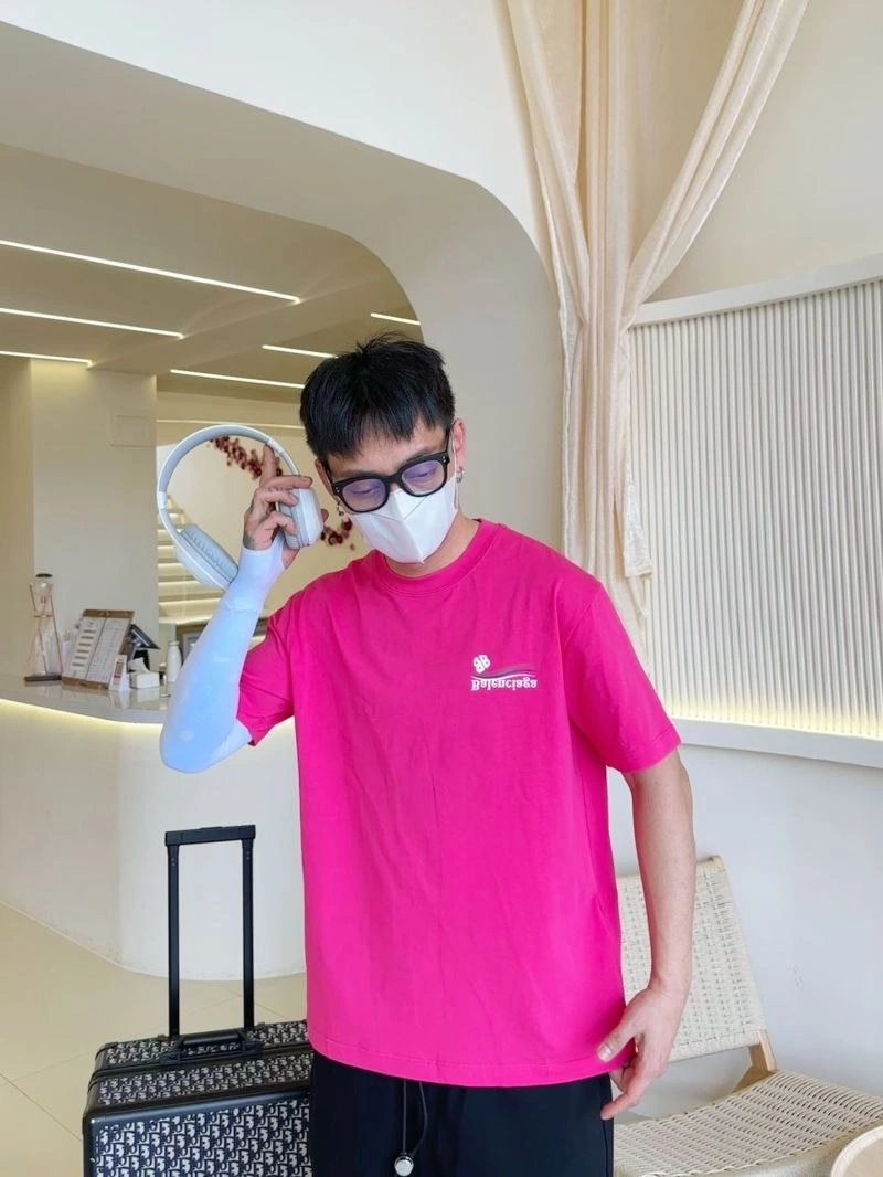 Cozy Balenciaga T-Shirts 96610