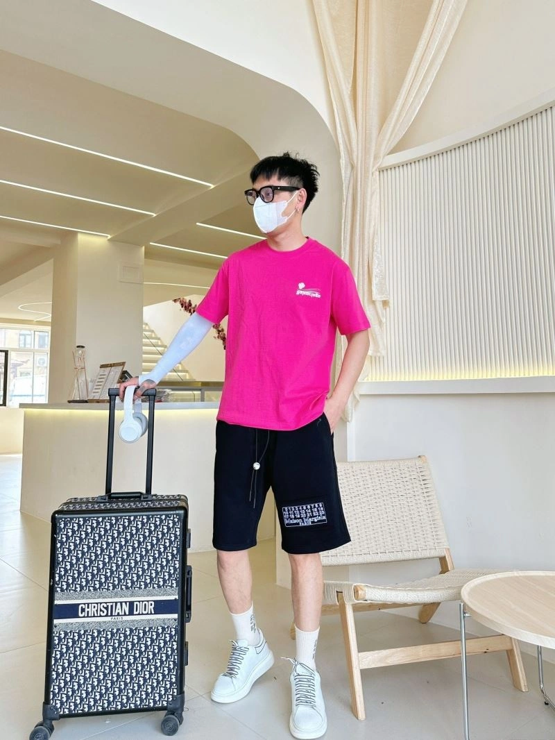 Cozy Balenciaga T-Shirts 96610