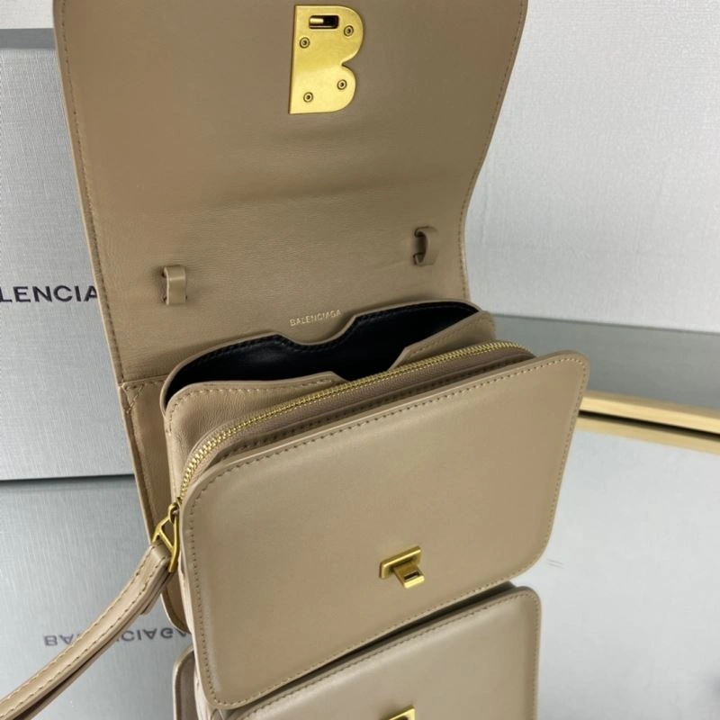 Cozy Balenciaga Third-Gen Big B Tofu Bag in Milk Tea Elegance 78332
