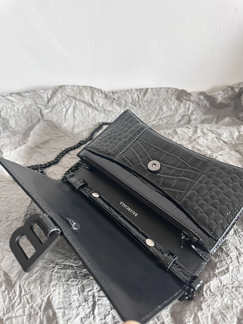Balenciaga  Elegance Hourglass Chain Bag WOC with Croc Detail EasyCare 66982