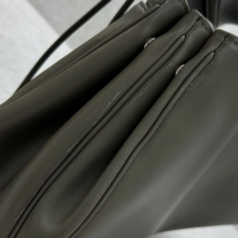 Balenciaga Top Handle Bags GoAnywhere 55784