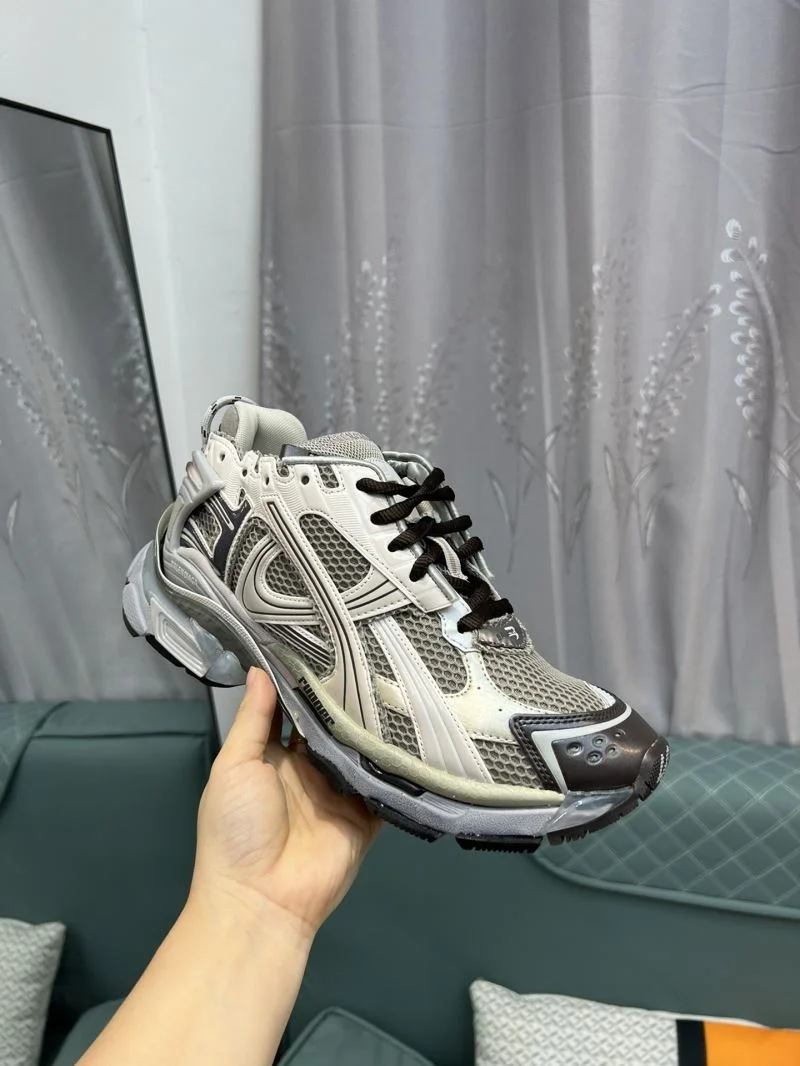 Seasonal Balenciaga Track Shoes 16560