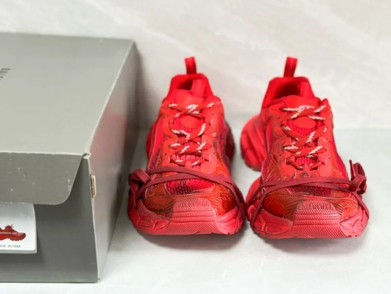 Sleek Balenciaga Track Shoes 16549
