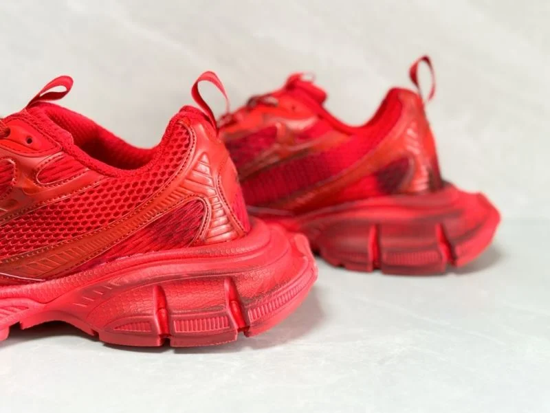 Sleek Balenciaga Track Shoes 16549