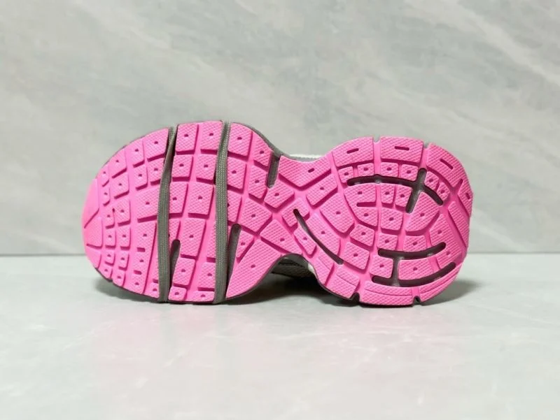 Resilient Balenciaga Track Shoes 16536