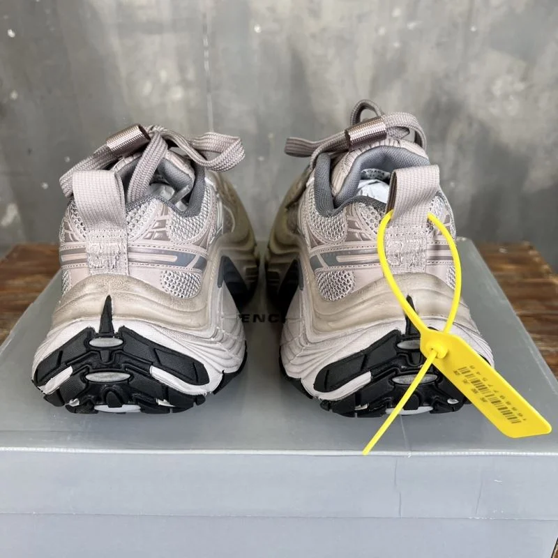 WrinkleFree Balenciaga Track Shoes 16513