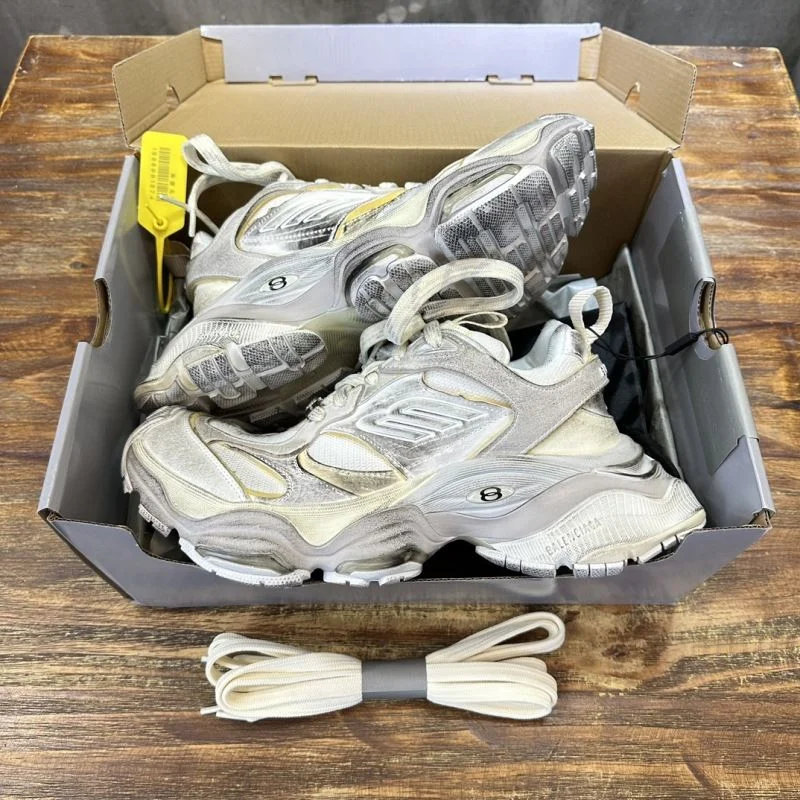 ModernLook Balenciaga Track Shoes 16510